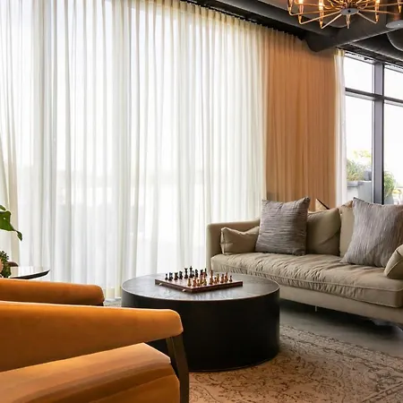 Apartment Logan Sq 1br W Pool Deck Gym Nr L Chi-709 *