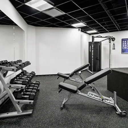 Gold Coast 2br W Doorman Gym 2 Blocks To L Chi-547 Chicago