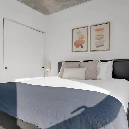 Near North 2br W Roof Gym Nr Red Line Chi-580 * Chicago