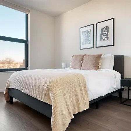 Logan Square 2br W Pool Lounge Gym Nr L Chi-869 Apartment