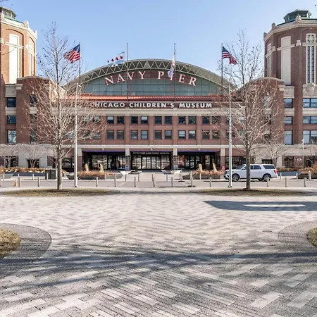 Streeterville 2br Nr Mich Ave Oak St Beach Chi-596 *