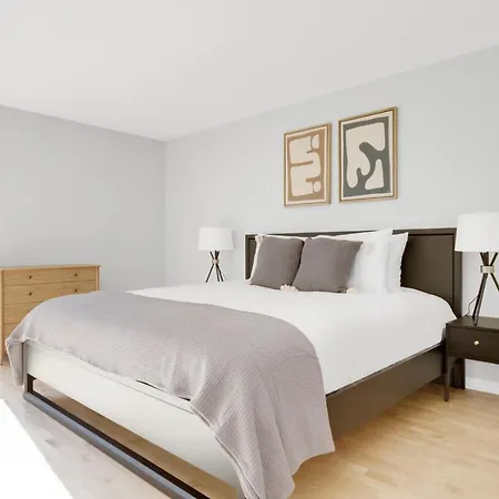 Streeterville 2br Nr Mich Ave Oak St Beach Chi-596 Apartment Chicago