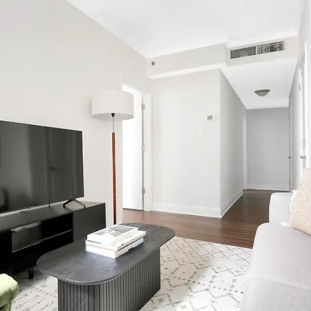 Gold Coast 2br W Gym Roof Nr Mag Mile Chi-626 Chicago