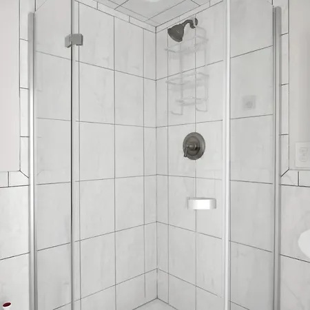 Gold Coast 2br W Gym Roof Nr Mag Mile Chi-626
