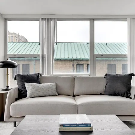 Edgewater W Gym Deck Lounge Nr L Chi-657 * Chicago