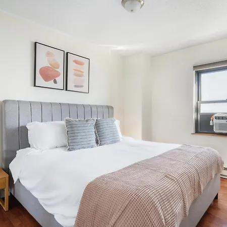 Apartment Gold Coast 1br W Grills Gym Nr Shops Park Chi-947