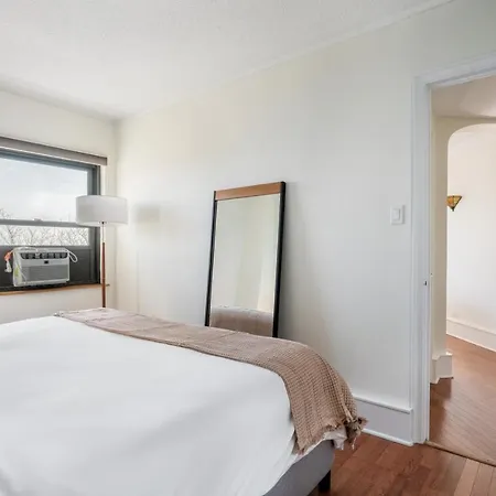Gold Coast 1br W Grills Gym Nr Shops Park Chi-947 *
