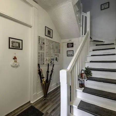 Good Energy Early Check-in Parking Long Term Apartment *