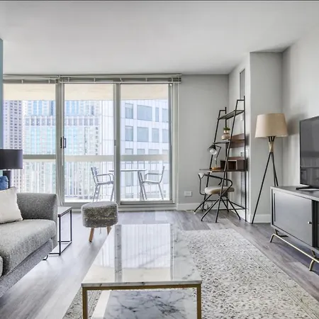 Apartment Gold Coast 1br W Gym Terrace Nr The L Chi-64 Chicago