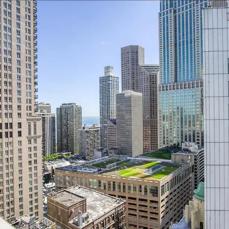Gold Coast 1br W Gym Terrace Nr The L Chi-64 *