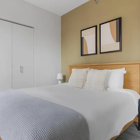 River North Jr 1br W Game Nr L Chi-971 Apartment *