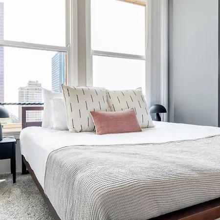 Apartment Loop 2br W Gym Doorman Nr L Parks Chi-318 *