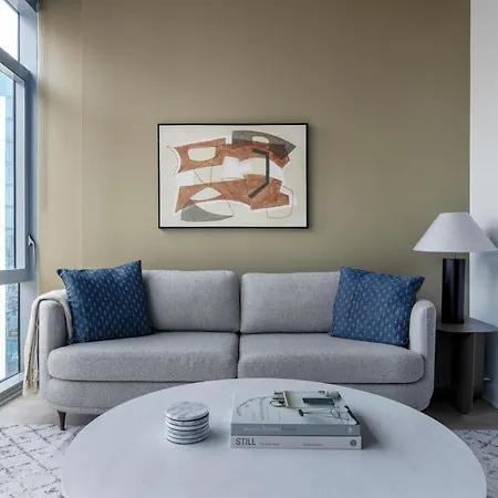 River North 1br W Gym Pool Roof Nr Riverwalk Chi-822 Apartment