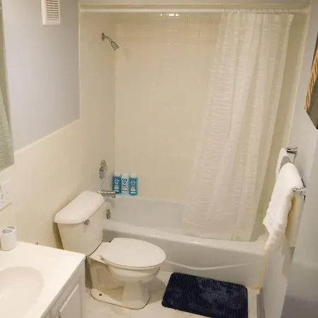 Cozy North Side For Exploring Apartment