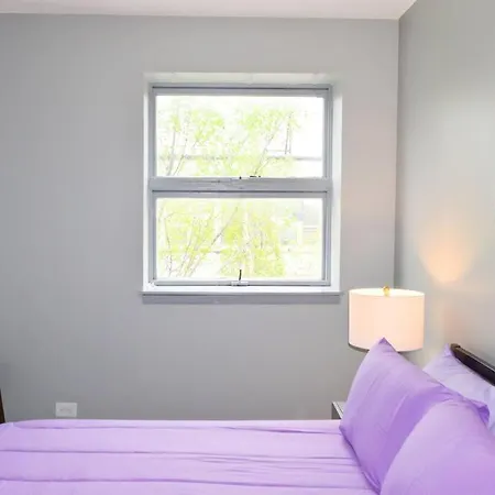 Apartment Cozy North Side For Exploring Chicago
