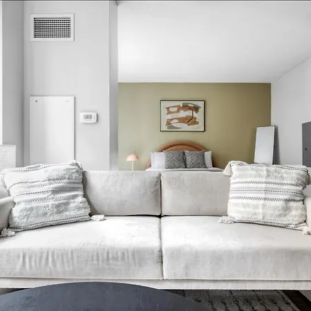Apartment Loop W Pool Gym Lounge Nr Riverwalk Chi-648 Chicago