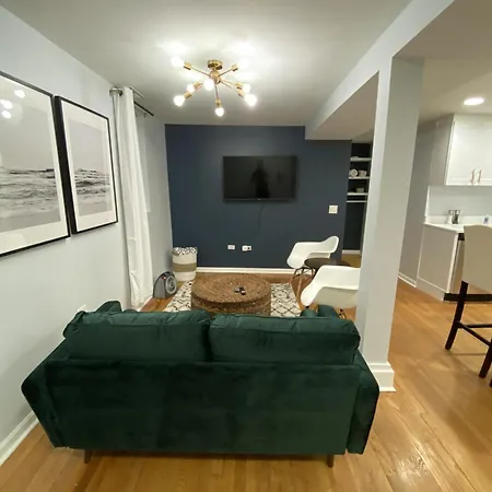 Holiday home Modern Lincoln Park Hideaway 1 Bd And 1bath *
