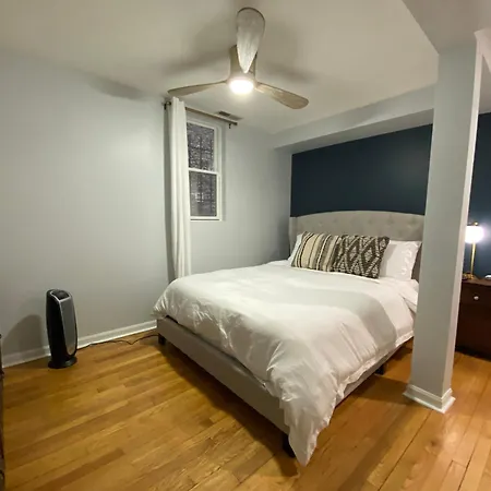 Holiday home Modern Lincoln Park Hideaway 1 Bd And 1bath *