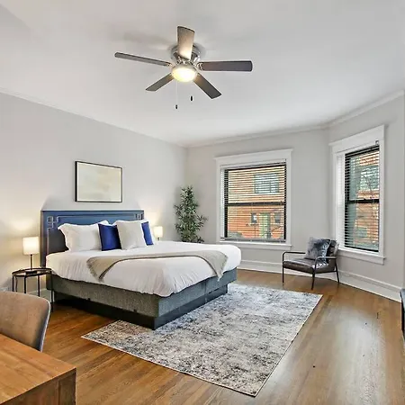 Apartment 3br Roomy & Furnished Apt With In-unit Laundry - Bstone 1 Chicago