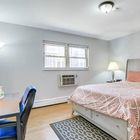 Vacation 11 Mi To Downtown Apartment