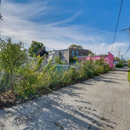 Holiday home Stylish Duplex Close To Parks And Dtwn Chicago