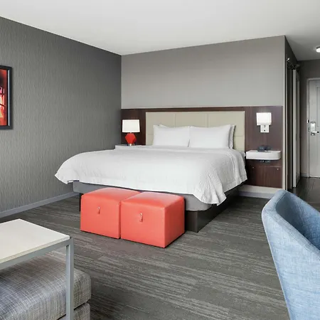 Hampton Mccormick Place Hotel