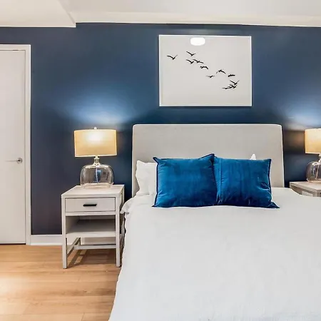 Landing - Modern With Amazing Amenities Apartment