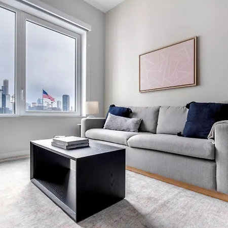 West Town 1br W Gym Nr Wicker Park District Chi-1027