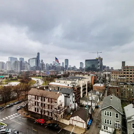 West Town 1br W Gym Nr Wicker Park District Chi-1027 Apartment