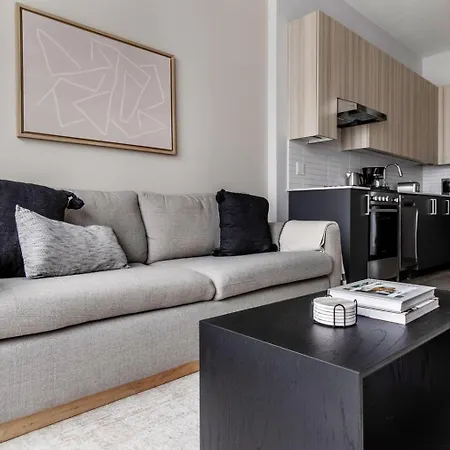 Apartment West Town 1br W Gym Nr Wicker Park District Chi-1027 *