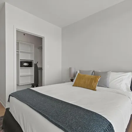 At Licoln Park Coworking, Gym, Spa, Lounge-1475-by Cloud9 Apartment Chicago
