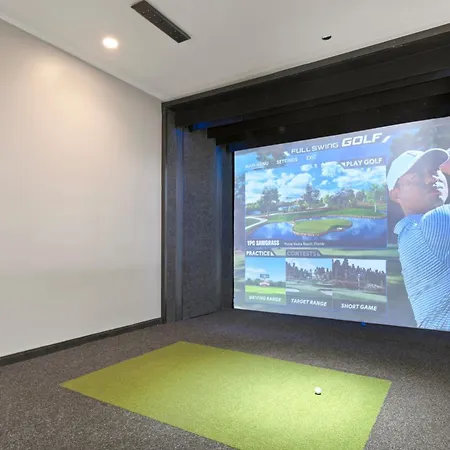 At Licoln Park Coworking, Gym, Spa, Lounge-1475-by Cloud9 Chicago