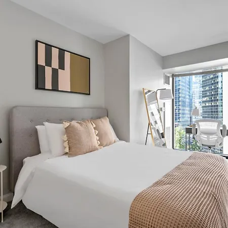 Loop 1br W Gym Pool Lounge 1 Block From L Chi-695