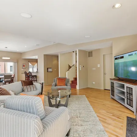 Family-friendly South Loop Escape Holiday home