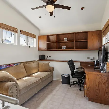Family-friendly South Loop Escape Chicago