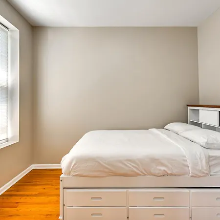 Apartment Bright Near Stadiums And Downtown