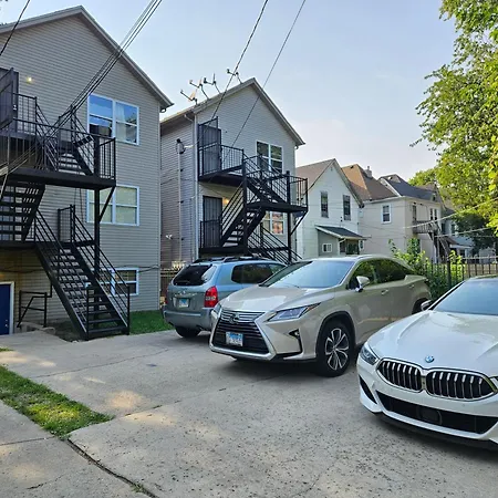 Titi's Southside Abode *