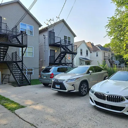 Titi's Southside Abode *