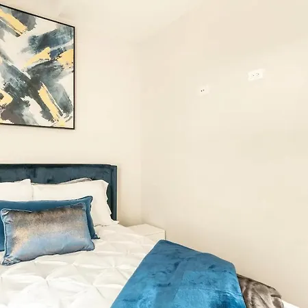 Chic Fully Furnished * Chicago