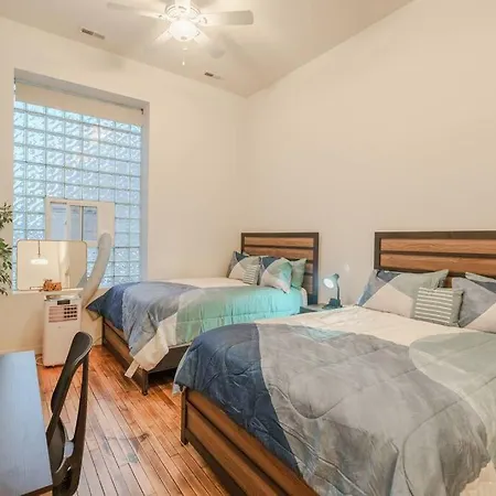 Modern Wicker Park Close To Shops & Dining * Chicago