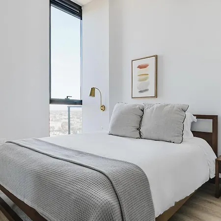 Blueground Medical District 3bd Chi-1112 Apartment *