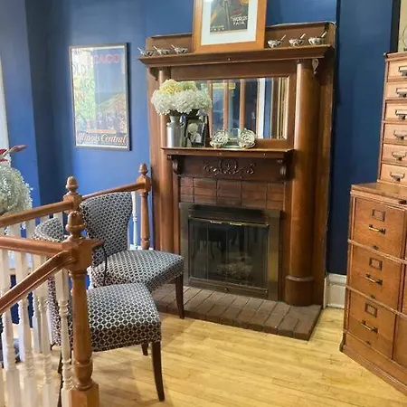 Large With King Bed In The Lakeview - 3a Bed & Breakfast