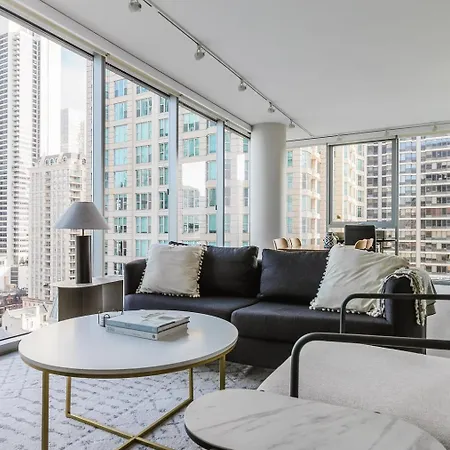 Apartment Blueground River North 2bd Chi-1114 Chicago