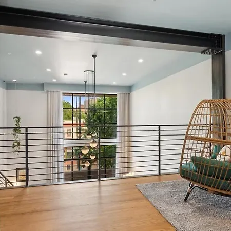 Apartment Luxury On North Halsted