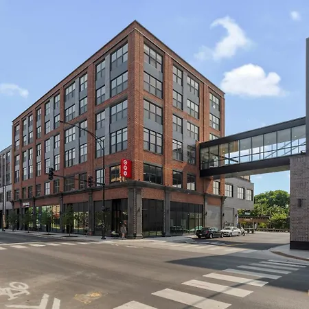 Logan Square 2br W Pool Lounge Gym Nr L Chi-869 Apartment Chicago
