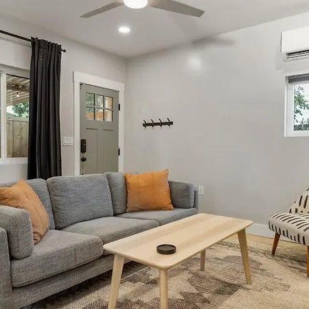 Cherry Street Getaway Holiday home Chicago