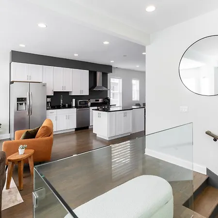 Uptown Bright & Modern - Steps To Lake, Train, Amazing Food & Free Parking * Chicago