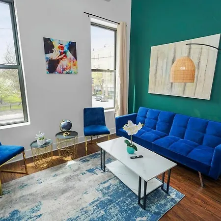 South Loop 420-friendly 3br With Optional Parking Near Mccormick Place Chicago