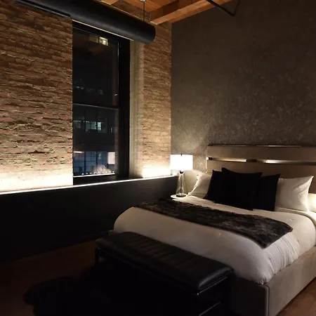 Luxury Executive Penthouse Loft Apartment Chicago