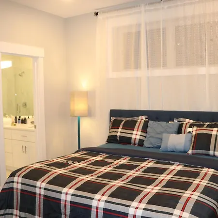 The Beverly, Super Location Near Downtown, Medical District And United Center Apartment